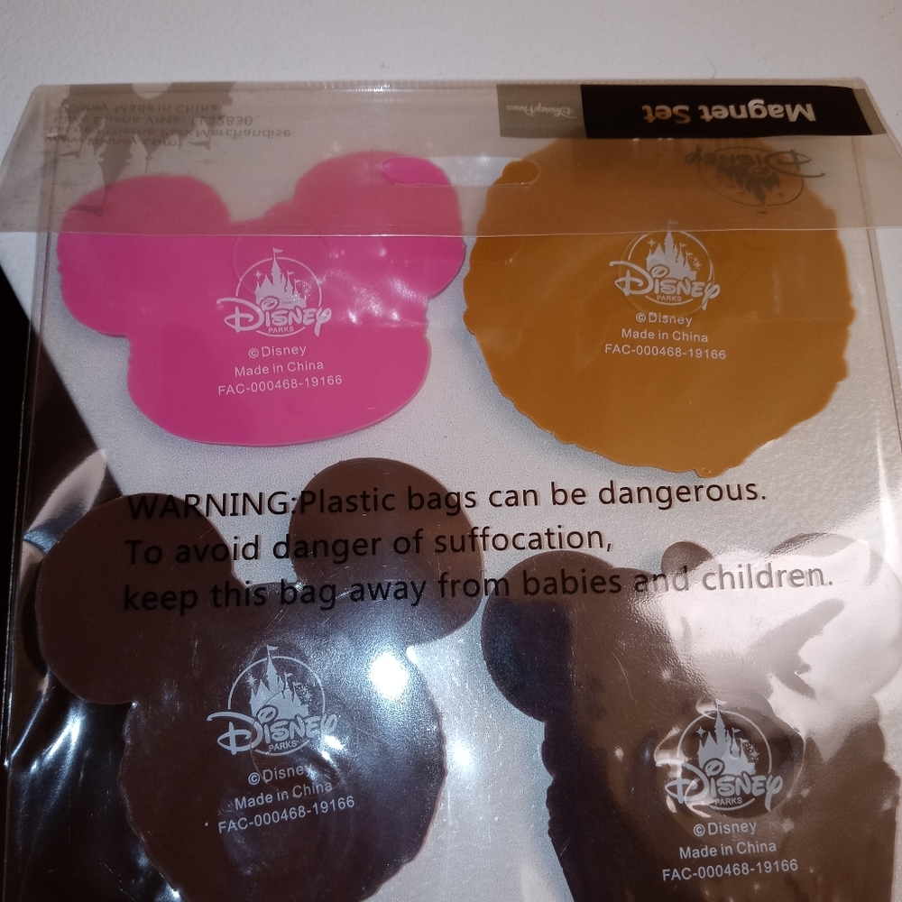 Disney Treat Magnets - Picture 3 of 4